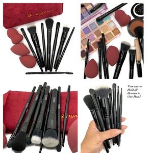Makeup brushes